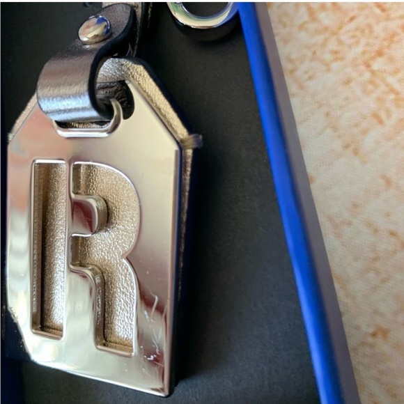 Reed Gold Wallet And Initials R Keychain - Picture 12 of 12